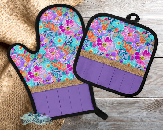 Purple Wooden Hibiscus Floral Personalized Pot Holder And Oven Mitt