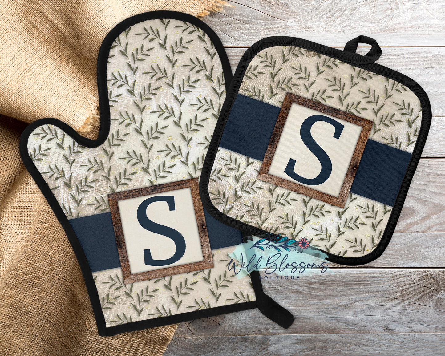 Navy Rustic Greenery Family Name Personalized Glass Cutting Board