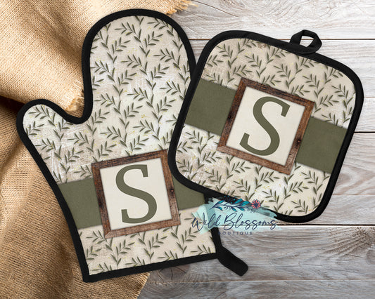 Rustic Greenery Personalized Oven Mitt & Pot Holder