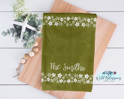 Vintage Crazy Daisy Personalized Kitchen Towel