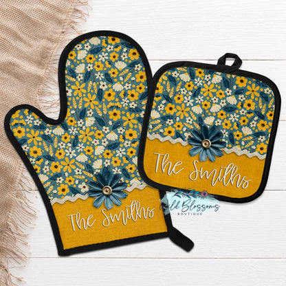 Vintage Mustard Daisy Personalized Oven Mitt & Pot Holder Set